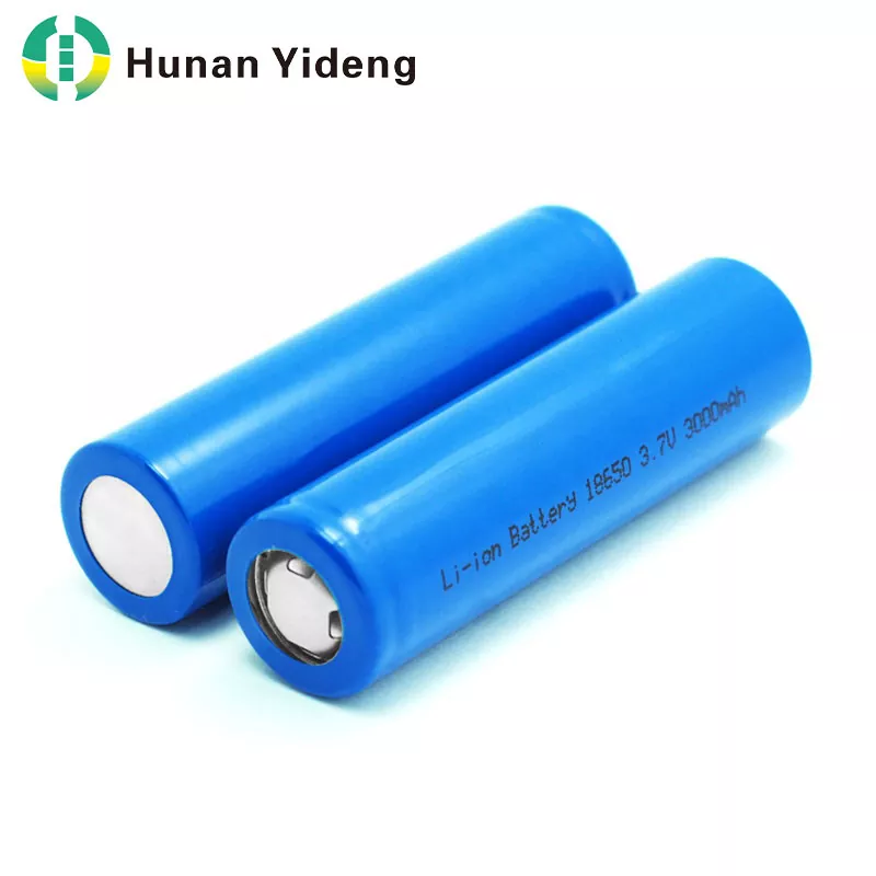 Цилиндрична литиево-йонна батерия 18650 с голям капацитет 3.7V 3000mAh Цилиндрична литиево-йонна батерия 18650 с голям капацитет 3.7V 3000mAh